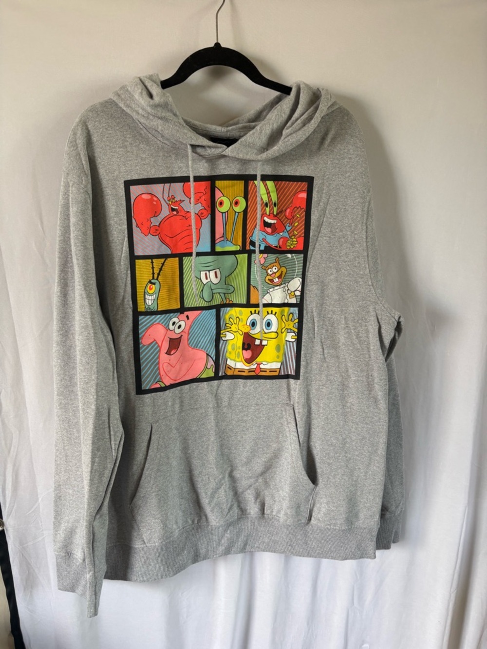 Nickelodeon Gray SpongeBob Graphic Crewneck Sweater